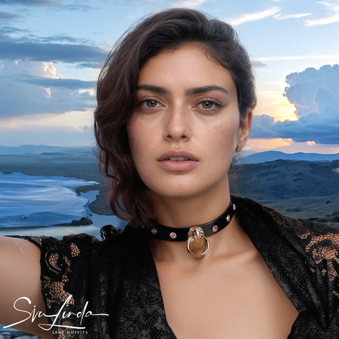 SiaLinda: Halsband Nr. 13 pink 8 Straß Kristalle und großem O - Ring 20mm, echt Leder schwarz - SiaLinda.com